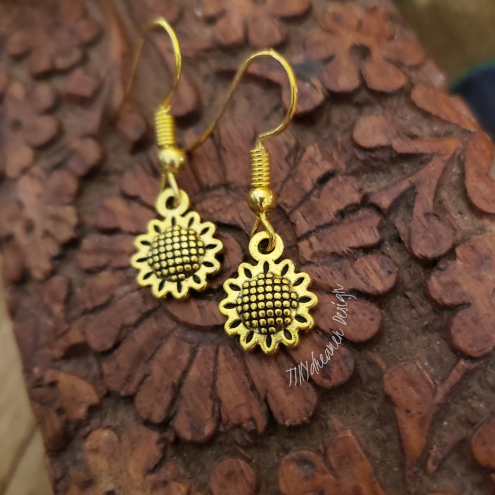 Gold Sunflower Earrings Autumn Fall Earrings Summer Cowgirl Flower Earrings